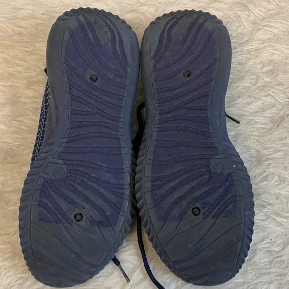 Danskin Women's Knit Sneakers in Navy and Gray - Picture 8 of 8